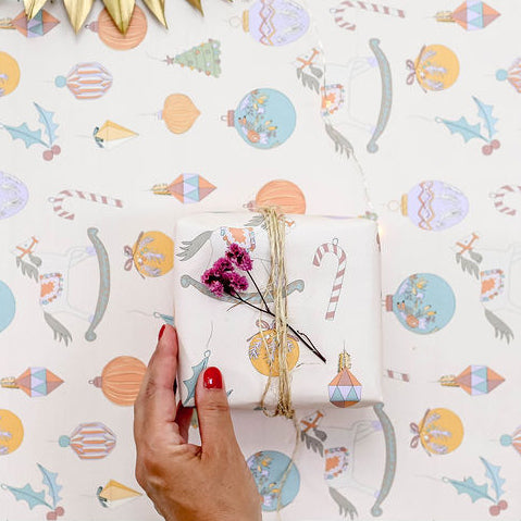Papier cadeau - (5 motifs différents)